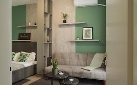 Nexus Olive Studio Plaza